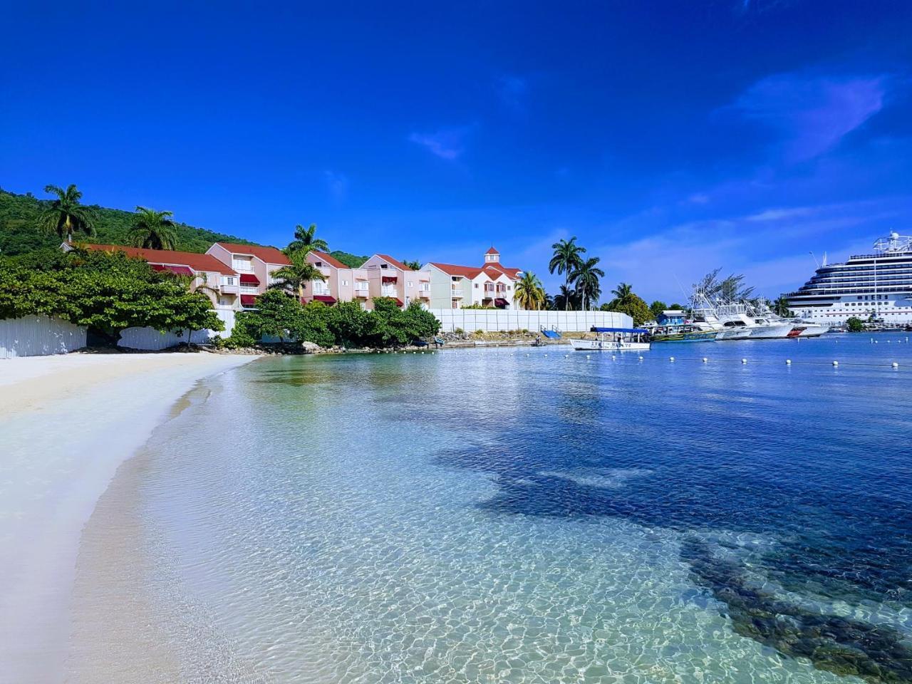 Apartment Treasure At Sandcastles Ocho Rios Eksteriør bilde